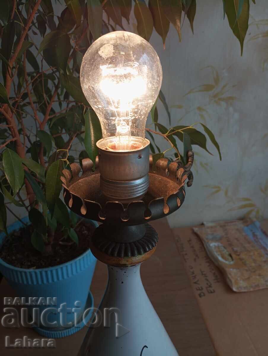 Delivery of Night, table lamp, porcelain