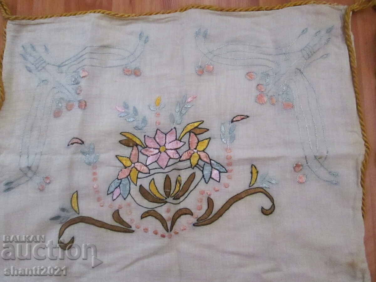 Μαξιλαροθήκες Art Deco, χειροποίητες κεντημένες - 2 τμχ με τιμή 75.00 BGN | € 38.35