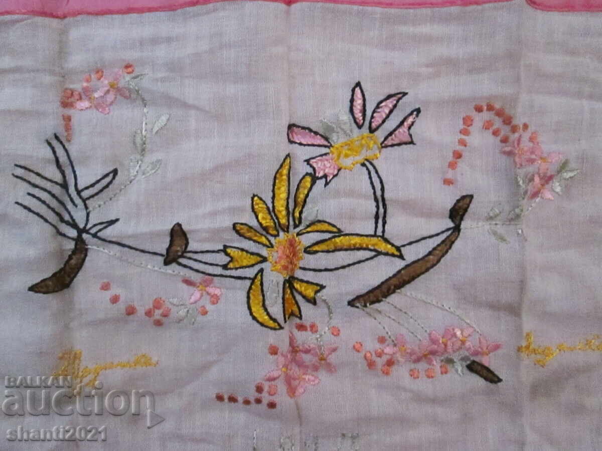 Auction  1927 hand-embroidered square, tablecloth-kenar, silk threads
