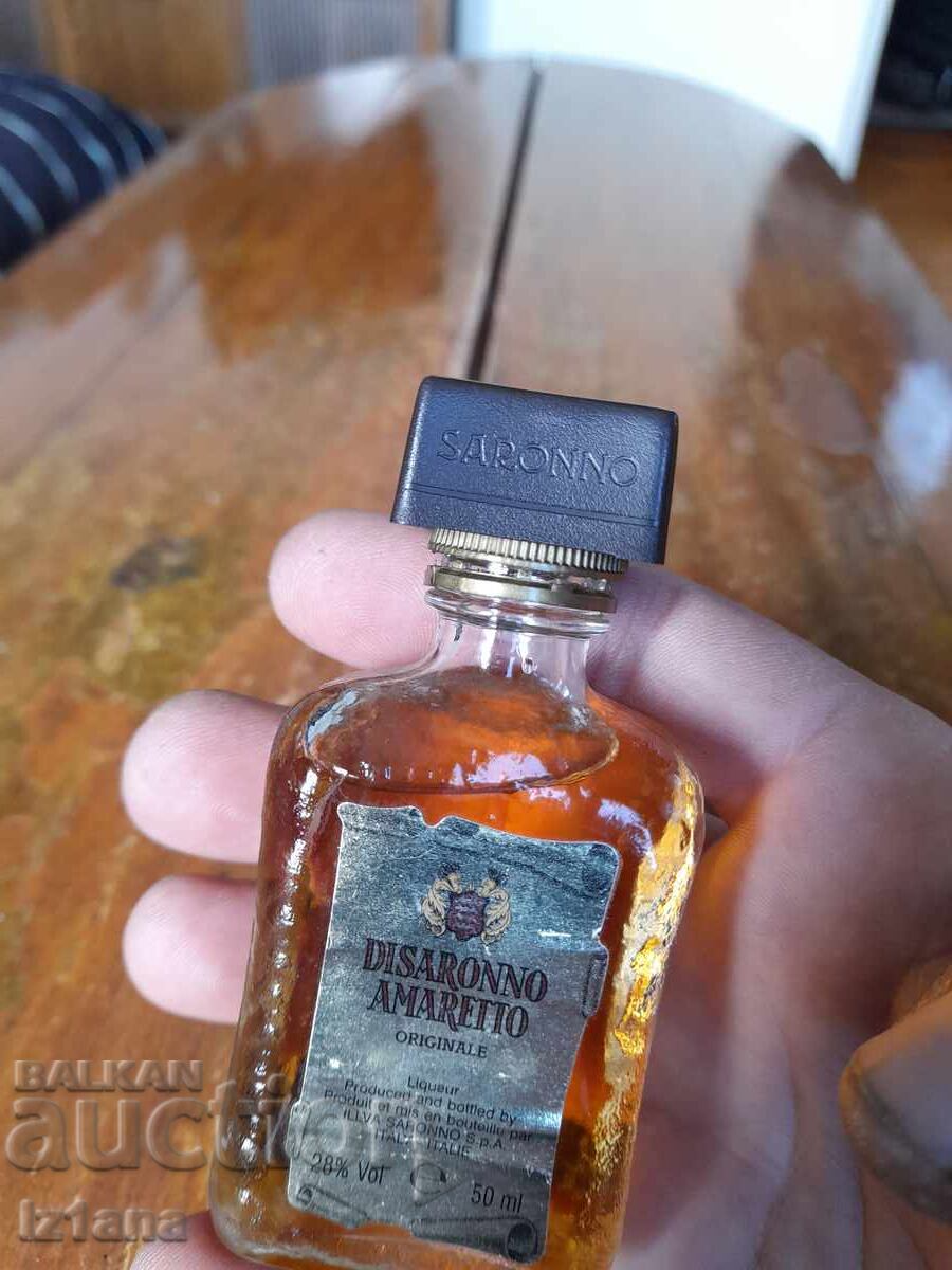 Παλιό μπουκάλι λικέρ Disaronno Amaretto - 5 Παλιό μπουκάλι λικέρ Disaronno Amaretto - 5