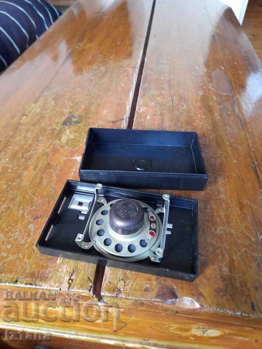 Παλιό κουτί ραδιοφώνου, ραδιόφωνο Yunost’ KP 101 - 5