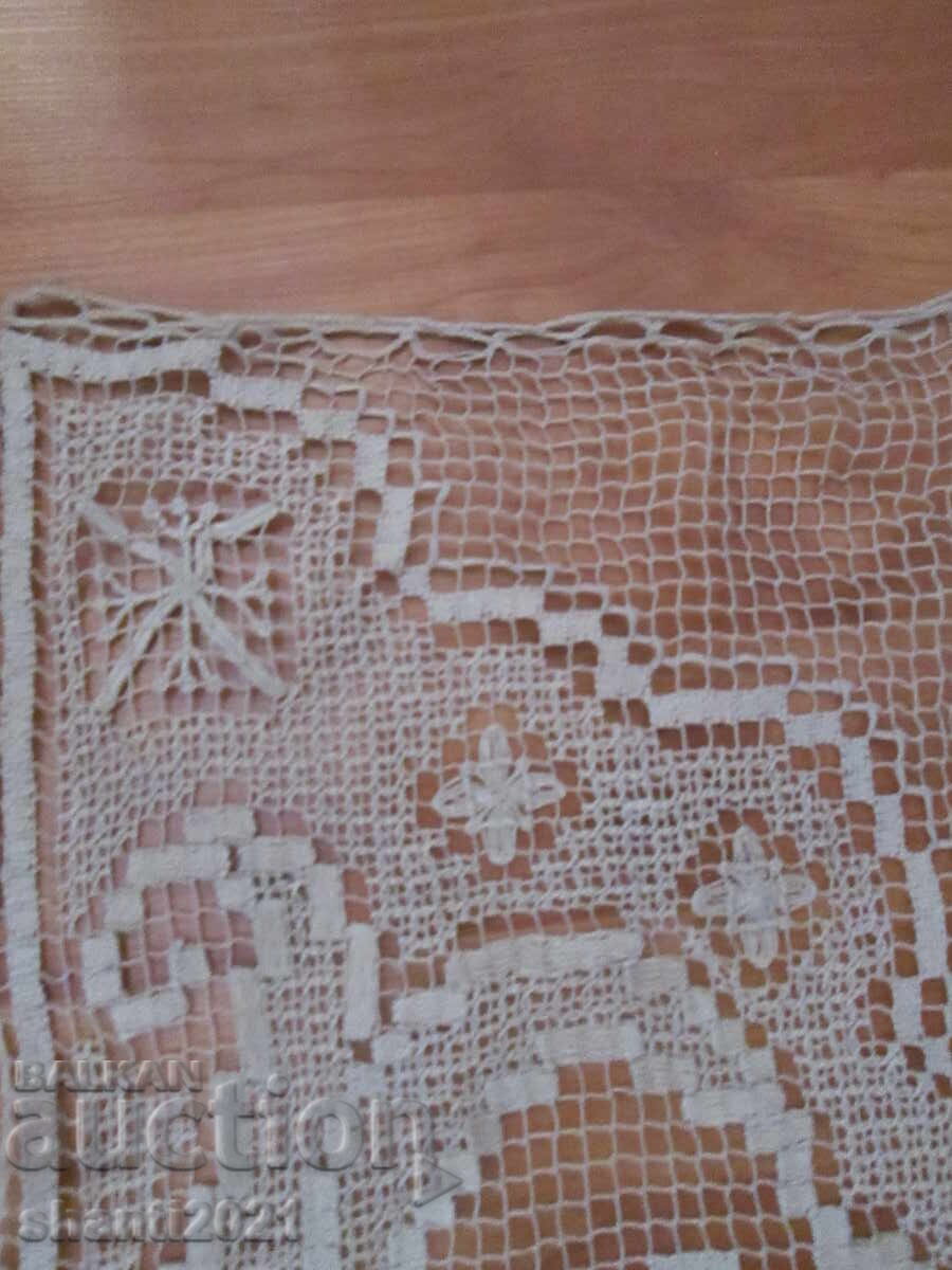 Hand-knitted bedspreads, table runner - 2 pieces - 5 Hand-knitted bedspreads, table runner - 2 pieces - 5