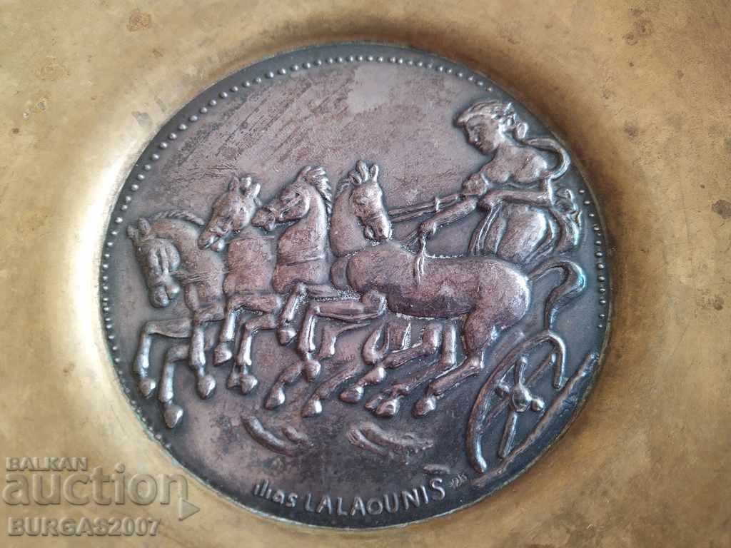 Старa авторска чиния, ilias LaLaounis, д. 20 см. с цена 170.00 лв. | € 86.92 Старa авторска чиния, ilias LaLaounis, д. 20 см. с цена 170.00 лв. | € 86.92