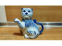Porcelain teapot, cat