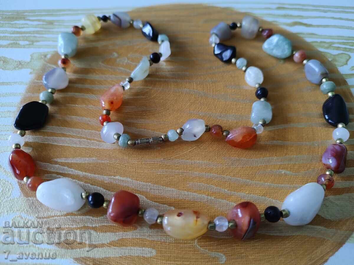 Κολιέ, πολυτέλεια και ομορφιά, φυσικά πετράδια 1.05..25