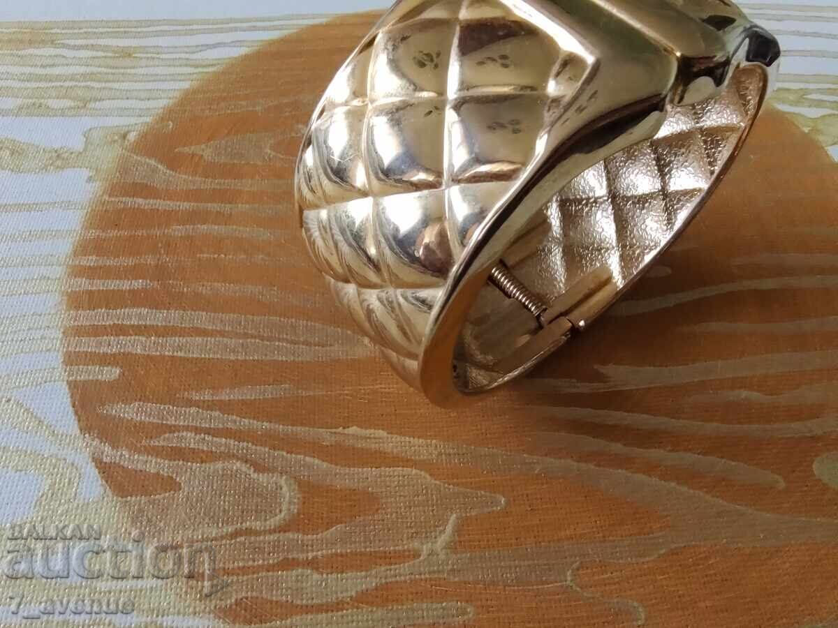 Auction Super effective bracelet, wide, 1.05.25 Auction Super effective bracelet, wide, 1.05.25