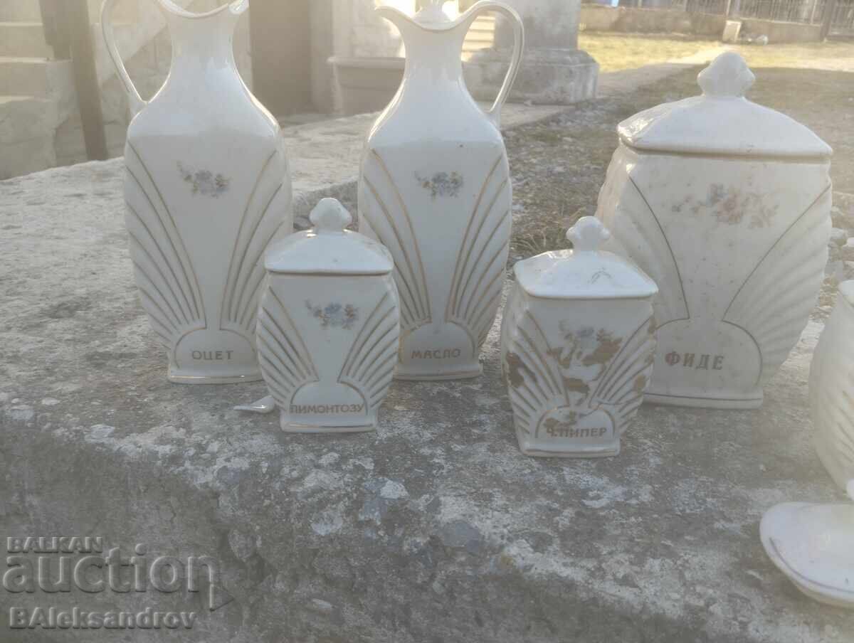 Lot of porcelain spice jars - 5