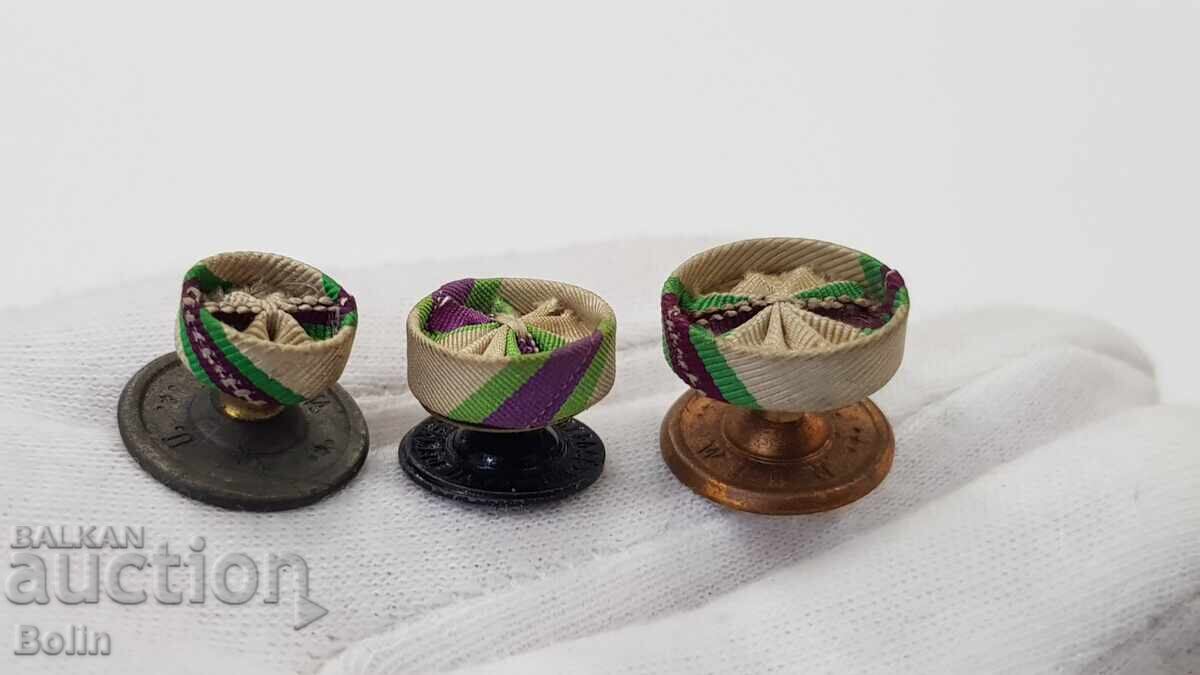 Delivery of 3 miniature rosettes for the Royal Order For Civil Merit