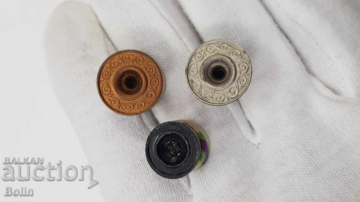 3 buc miniaturi rozete pentru Ordinul Regal pentru Merit Civil - 6 3 buc miniaturi rozete pentru Ordinul Regal pentru Merit Civil - 6