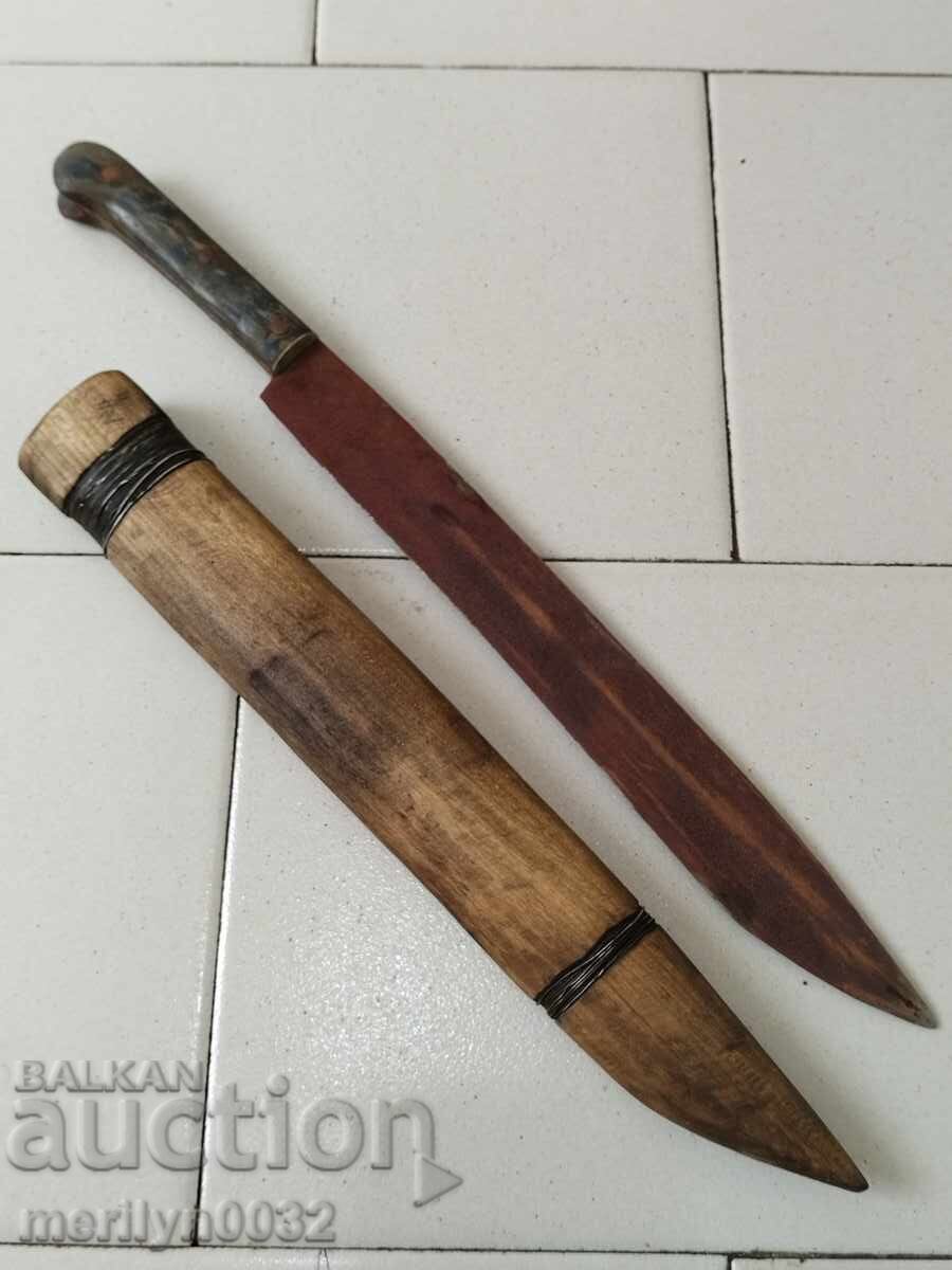 Σφυρήλατο τσεκούρι τσοπάνη καρακούλακ με θήκη, λεπίδα γιαταγάνι