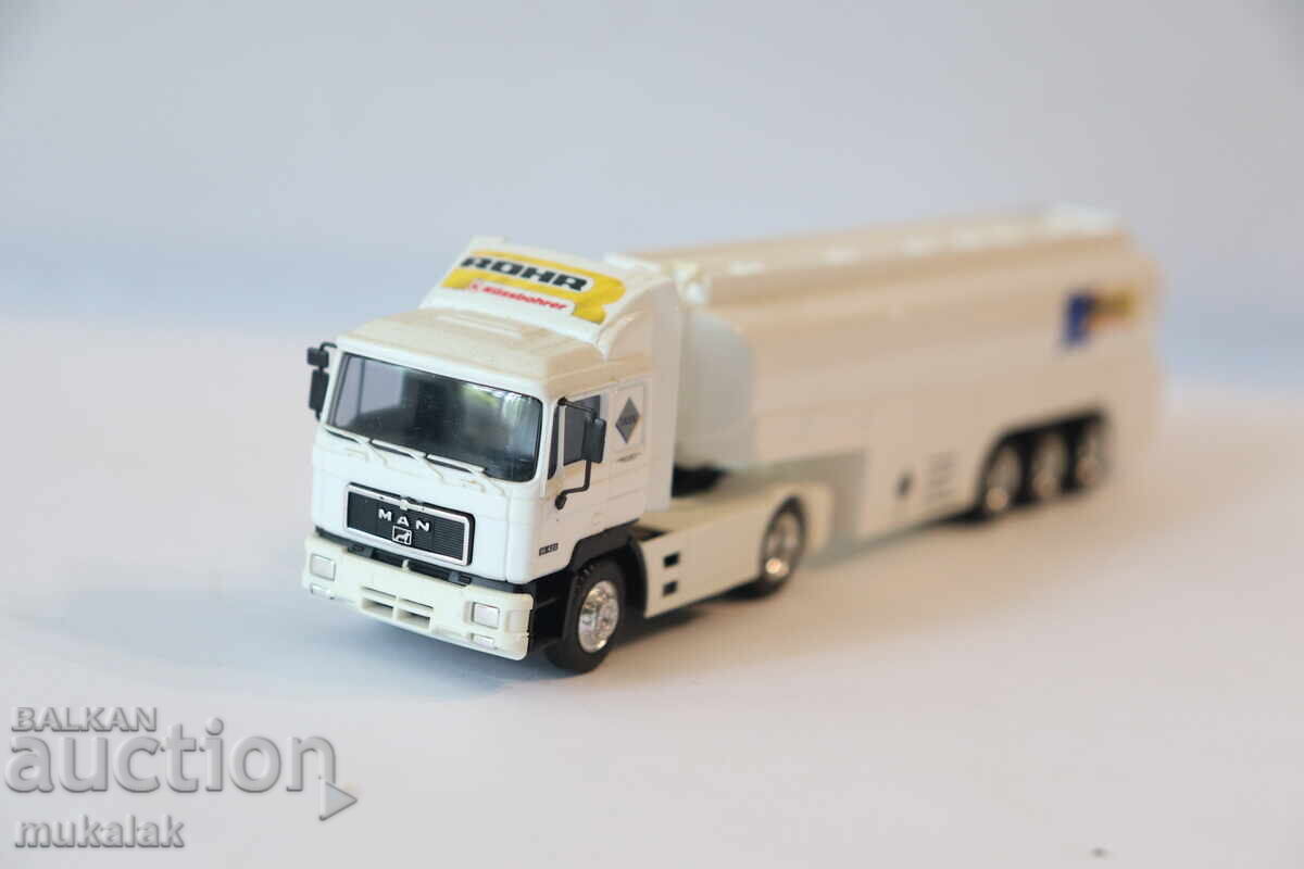 Delivery of AMW 1:87 H0 MAN TANKER MODEL TRUCK TIRE