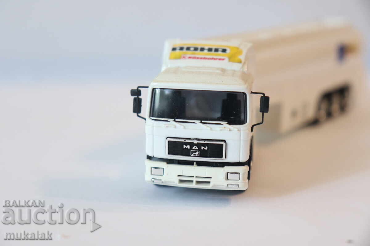 AMW 1:87 H0 MAN TANKER MODEL TRUCK TIRE - 5