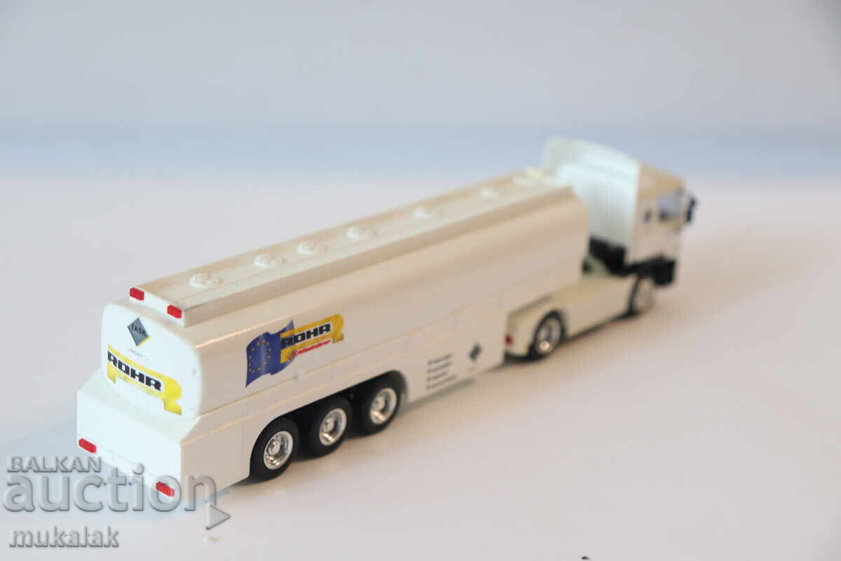 AMW 1:87 H0 MAN TANKER MODEL TRUCK TIRE - 7