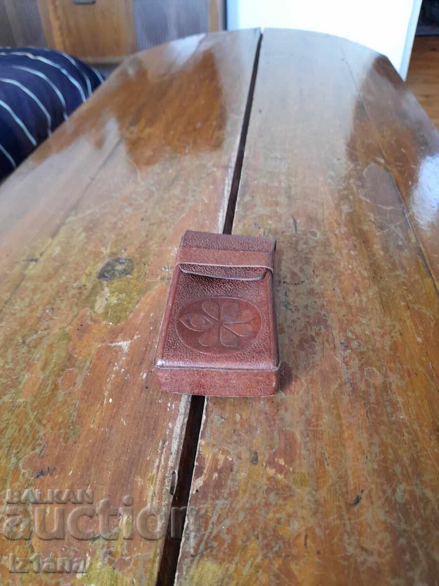 Стара кожена табакера за цигари,калъф Стара кожена табакера за цигари,калъф