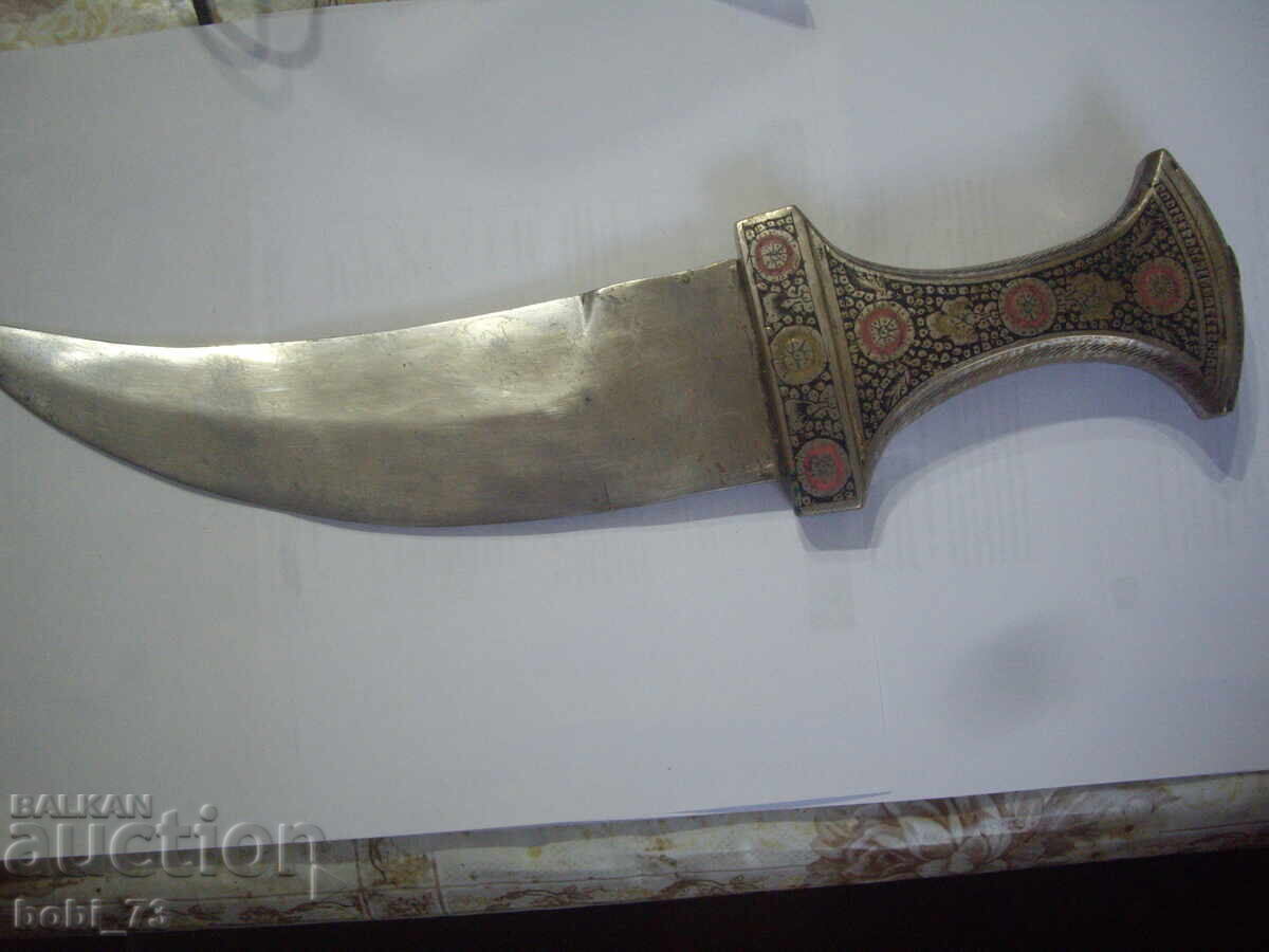 Licitație Cuțit vechi jambia Licitație Cuțit vechi jambia