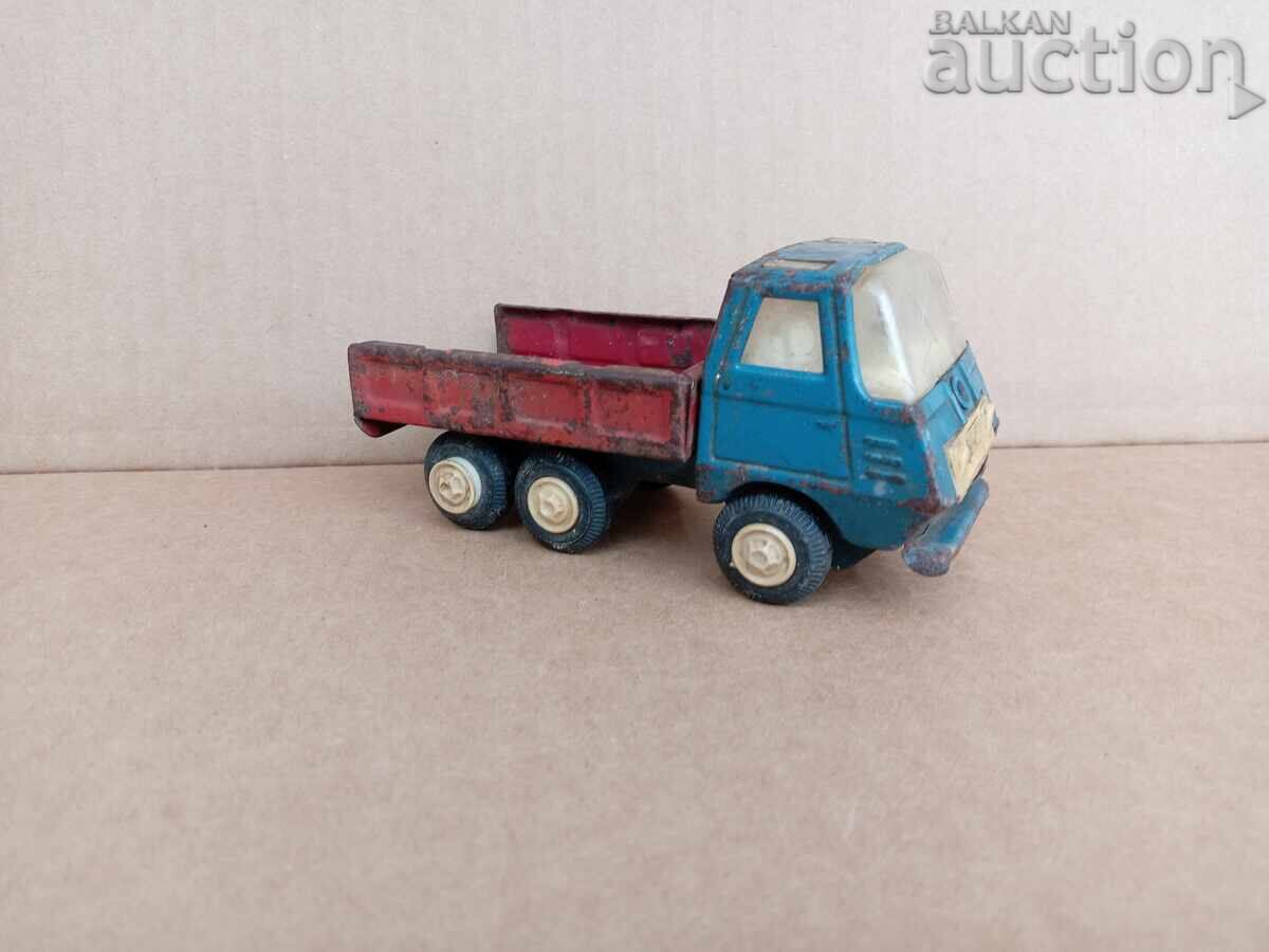 Δημοπρασία Μικρό φορτηγό φορτηγάκι από την σοσιαλιστική εποχή Δημοπρασία Μικρό φορτηγό φορτηγάκι από την σοσιαλιστική εποχή