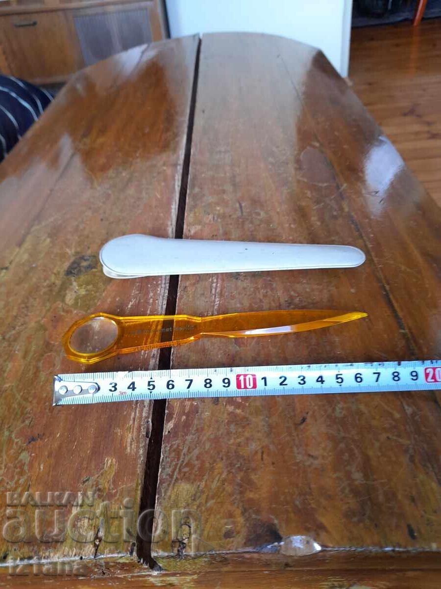 Licitație Lupă veche, cuțit pentru scrisori