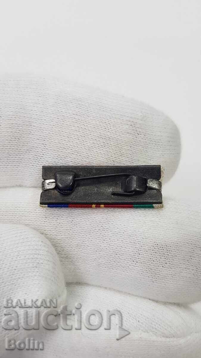 Σπάνιο σοβιετικό παράσημο Φιλίας των Λαών με κουτί και μικρογραφία - 6 Σπάνιο σοβιετικό παράσημο Φιλίας των Λαών με κουτί και μικρογραφία - 6