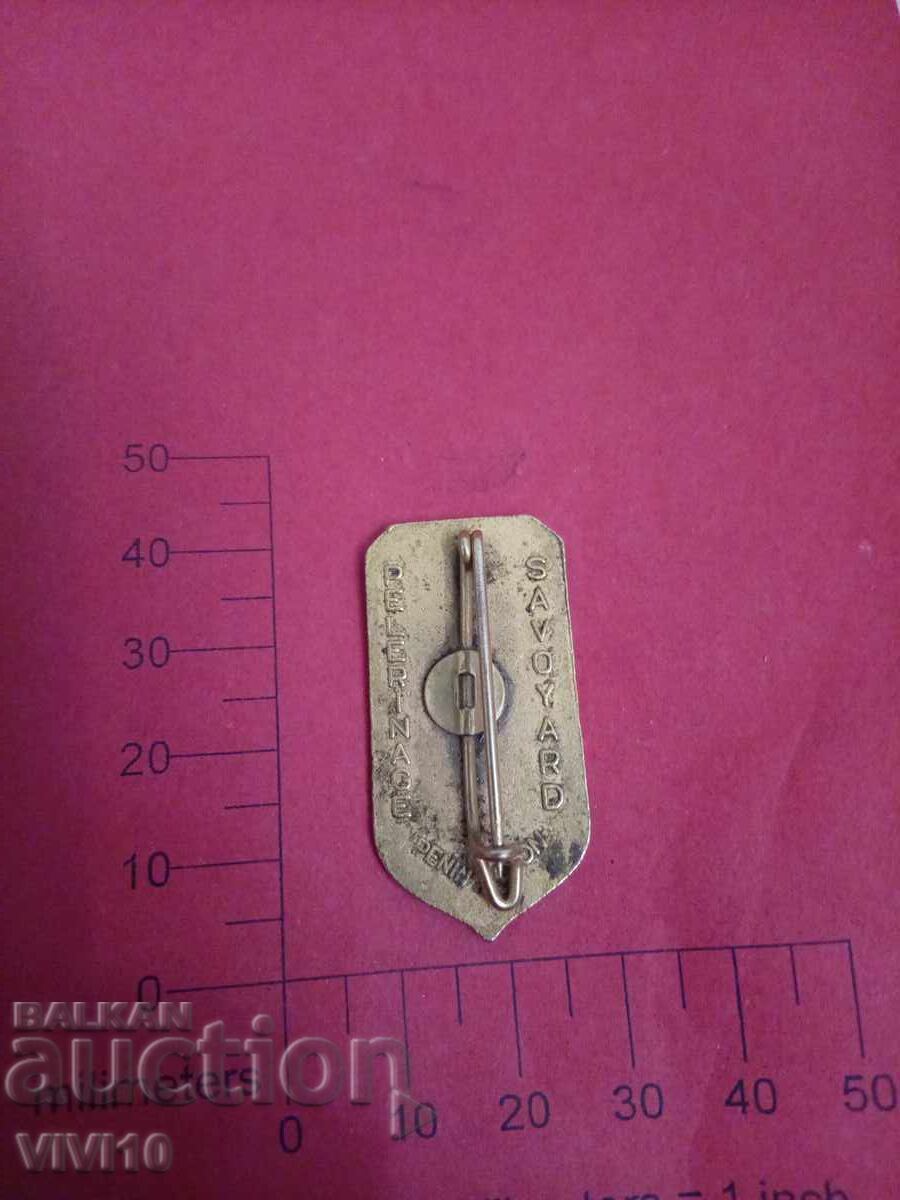 Broșă veche email cu preț € 15.34 | 30.00 BGN