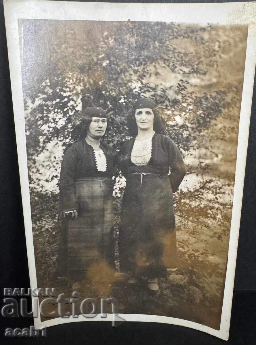 Women from the Rhodope Mountains in traditional costumes Women from the Rhodope Mountains in traditional costumes