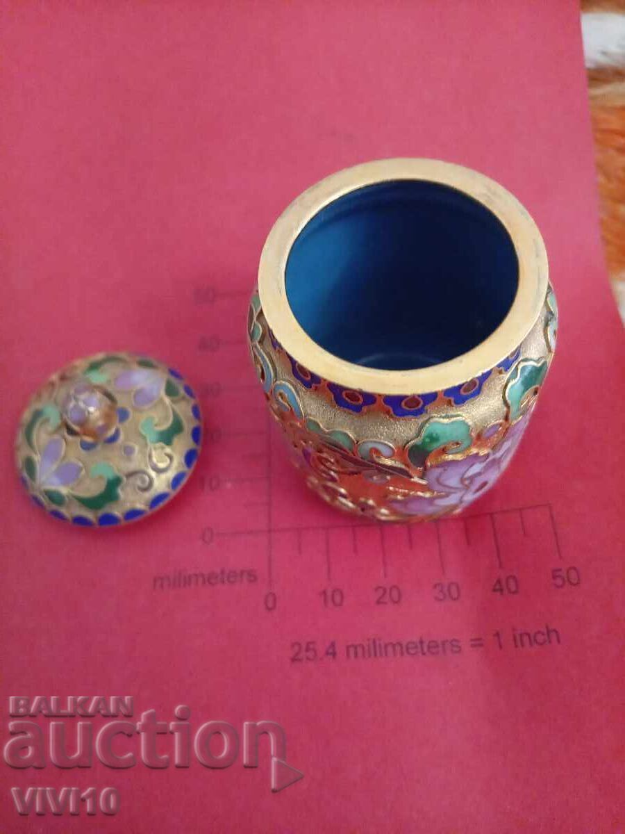 Cutie de bijuterii antic, bronz, aurire cu preț 80.00 BGN | € 40.90