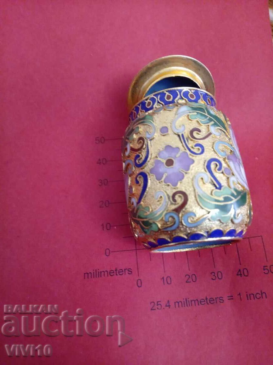 Cutie de bijuterii antic, bronz, aurire cu preț 80.00 BGN | € 40.90