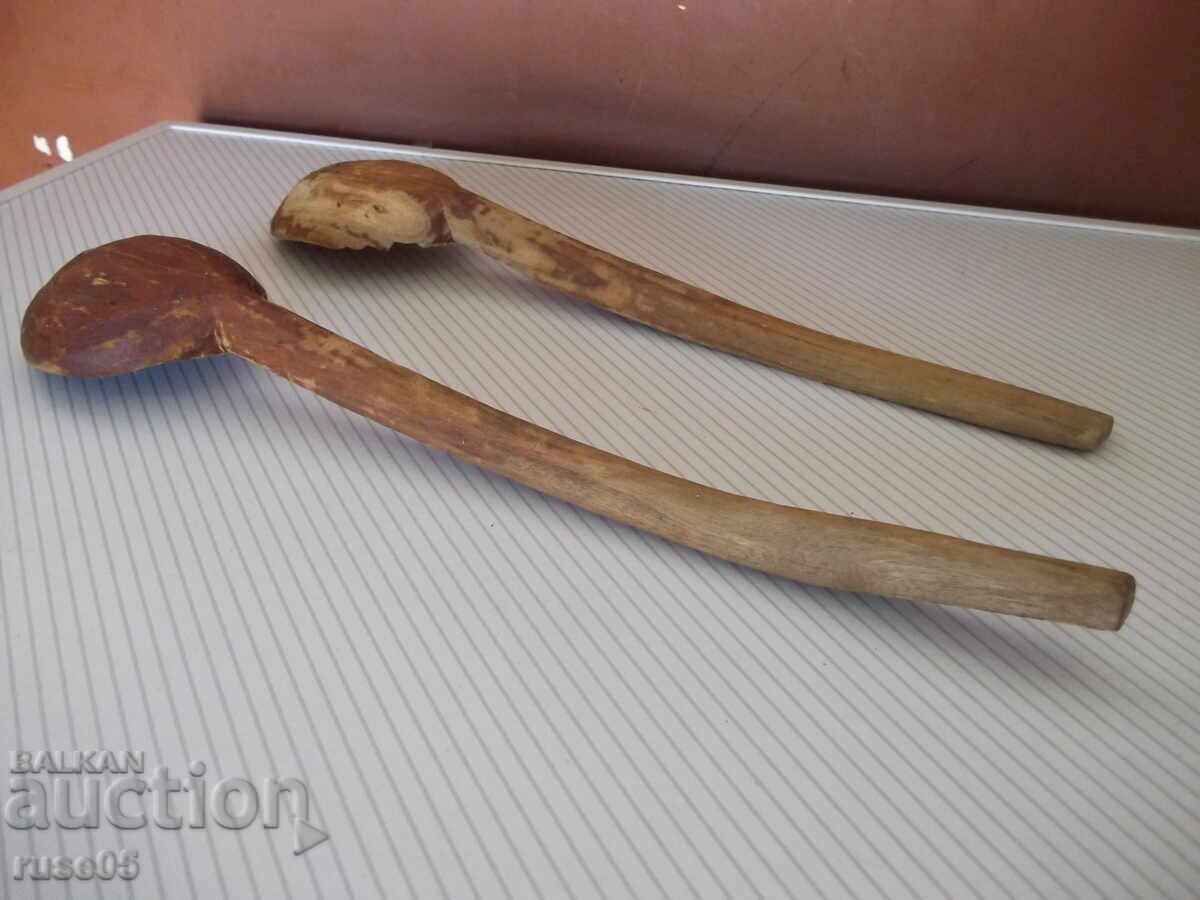 Παράδοση Δύο κουτάλια ξύλινα παλιά (lot)