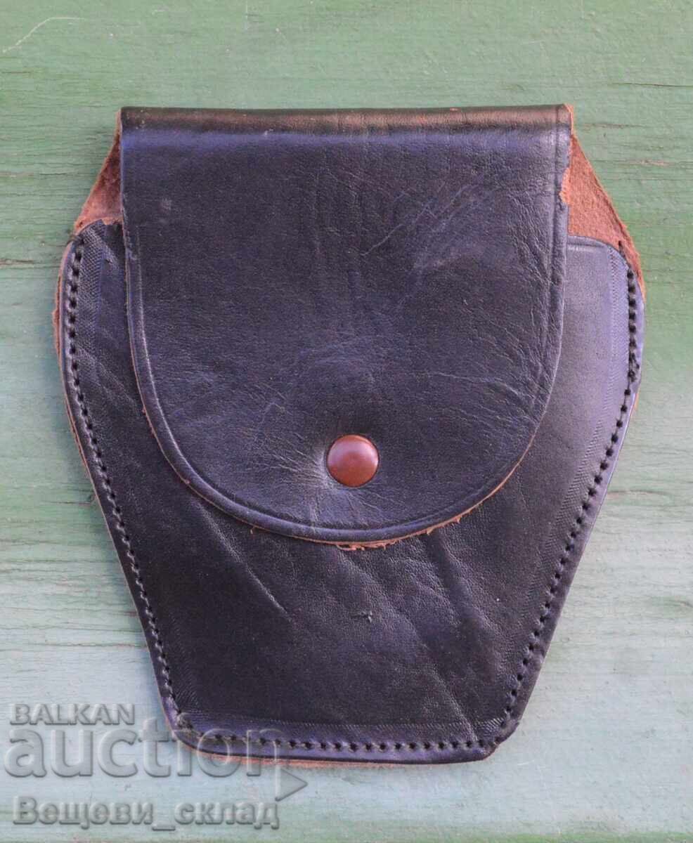 Калъф за белезници