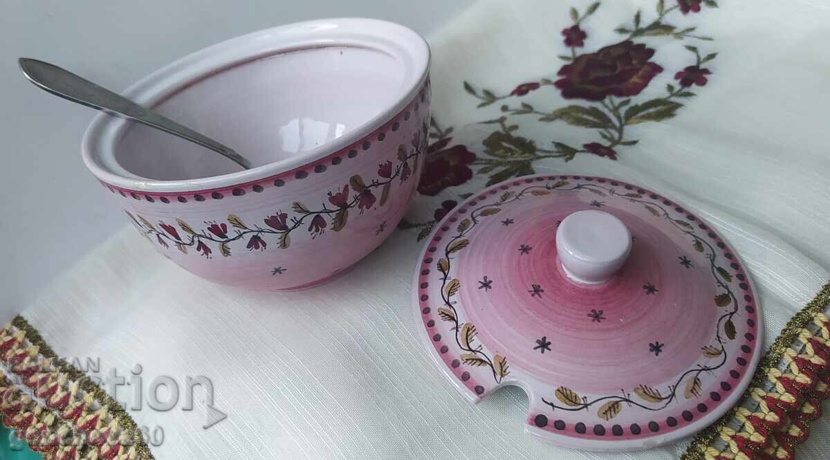 Zaharniță ceramică glazurată roz și linguriță cu preț € 8.00 | 15.65 BGN Zaharniță ceramică glazurată roz și linguriță cu preț € 8.00 | 15.65 BGN