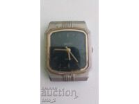 Кварцов ръчен часовник