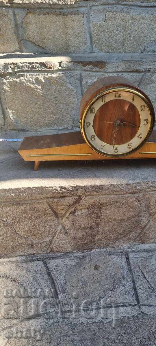 Δημοπρασία Παλιό, λειτουργικό ρολόι