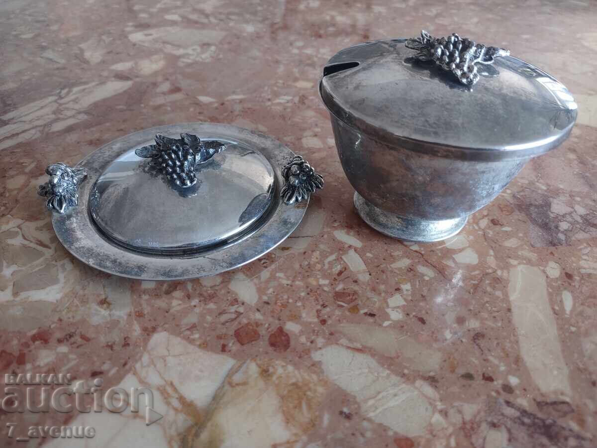 Auction  Vessel, small vessels, silver-plated, with nature-inspired ideas, 05/03/2025