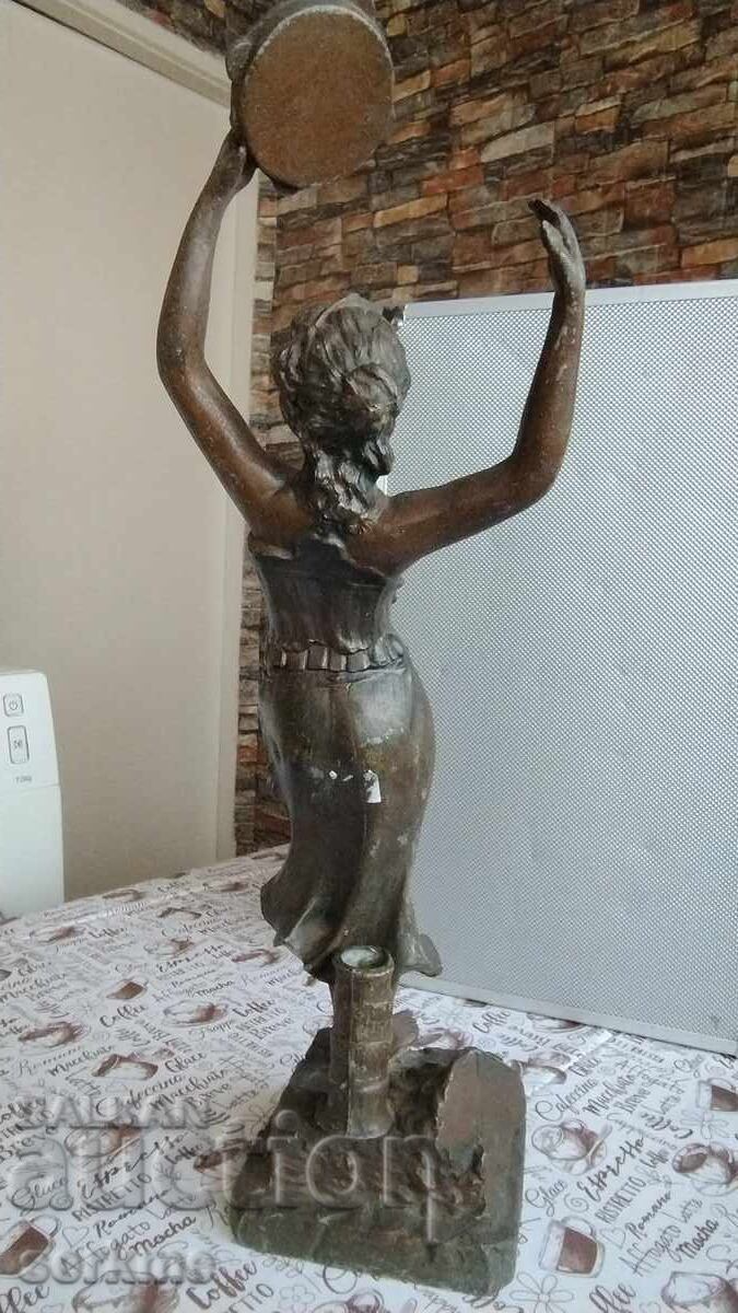 Licitație Figura de metal Licitație Figura de metal