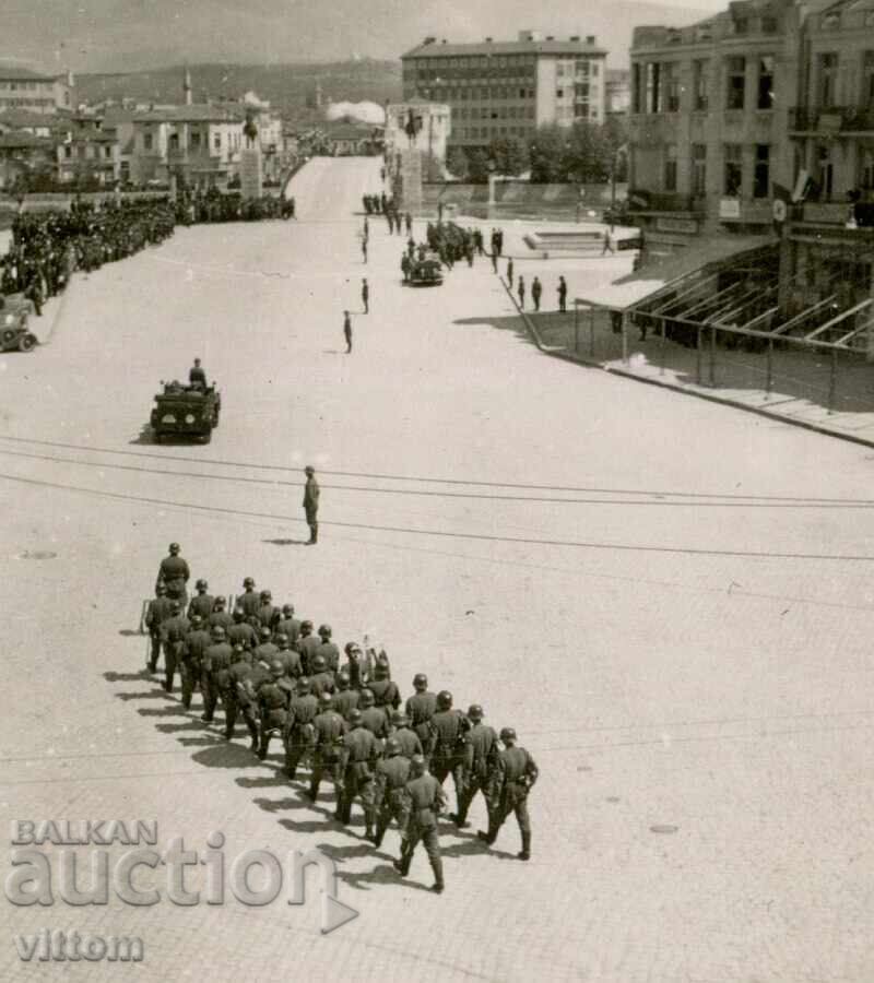 Παράδοση 20 Απριλίου 1941 είσοδος των Βουλγάρων στα Σκόπια Μακεδονία Β' Παγκόσμιος Πόλεμος
