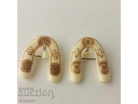 Lot de 2 broșe sovietice vechi potcoave din os - fildeș #5859