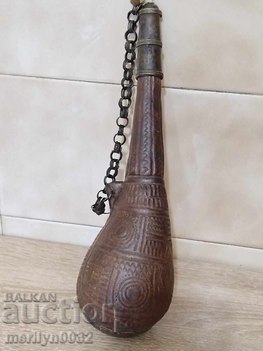 Παλιά δερμάτινη καραμπίνα όπλο haidusha ORIGINAL με τιμή 269.00 BGN | € 137.54 Παλιά δερμάτινη καραμπίνα όπλο haidusha ORIGINAL με τιμή 269.00 BGN | € 137.54