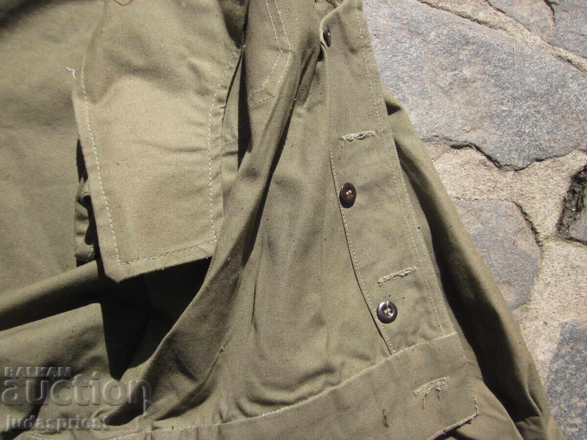 Δημοπρασία παλιό βουλγαρικό στρατιωτικό τζάκετ δεξαμενόπλοιου από τη Σότσα Δημοπρασία παλιό βουλγαρικό στρατιωτικό τζάκετ δεξαμενόπλοιου από τη Σότσα