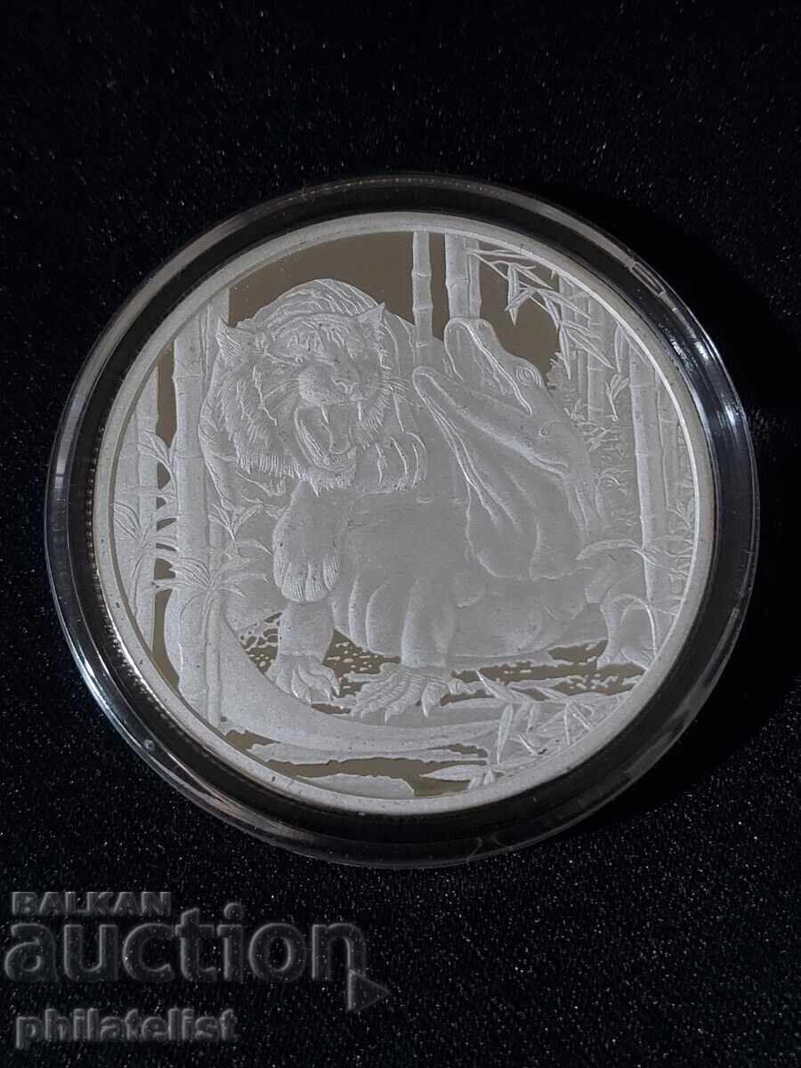 Niue 2022 - 1 Dollar - Komodo Dragon and Tiger 1 OZ Silver BU Niue 2022 - 1 Dollar - Komodo Dragon and Tiger 1 OZ Silver BU