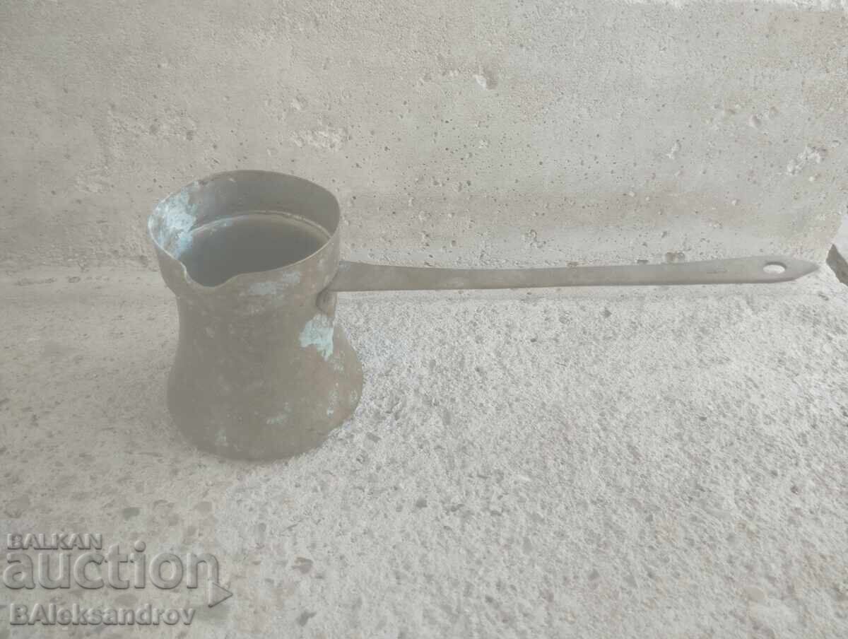 Coffee pot with size 5 Coffee pot with size 5