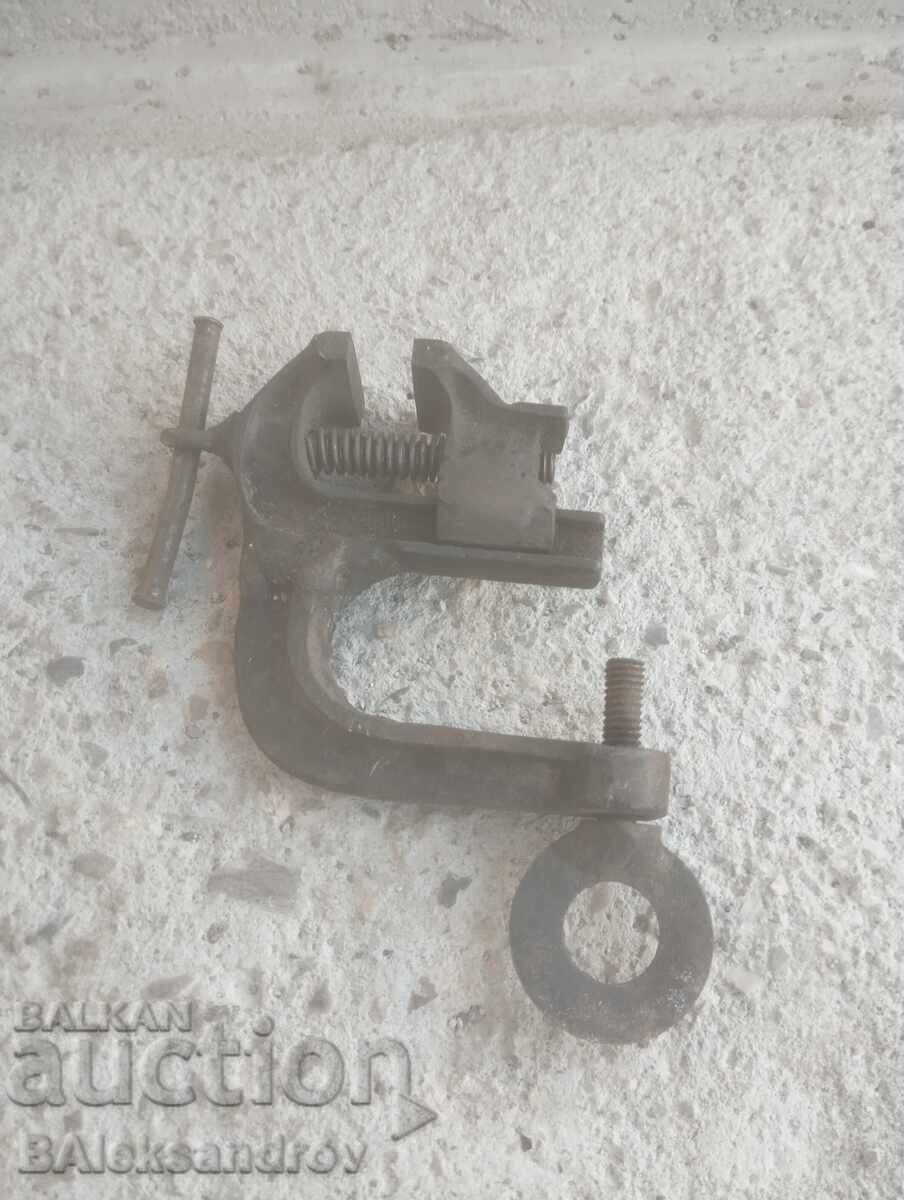 A small vise with price 13.00 BGN | € 6.65