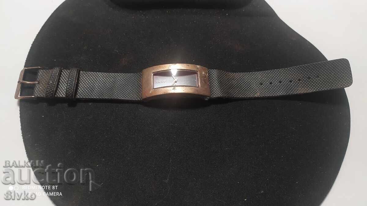 Доставка на Часовник DKNY Доставка на Часовник DKNY