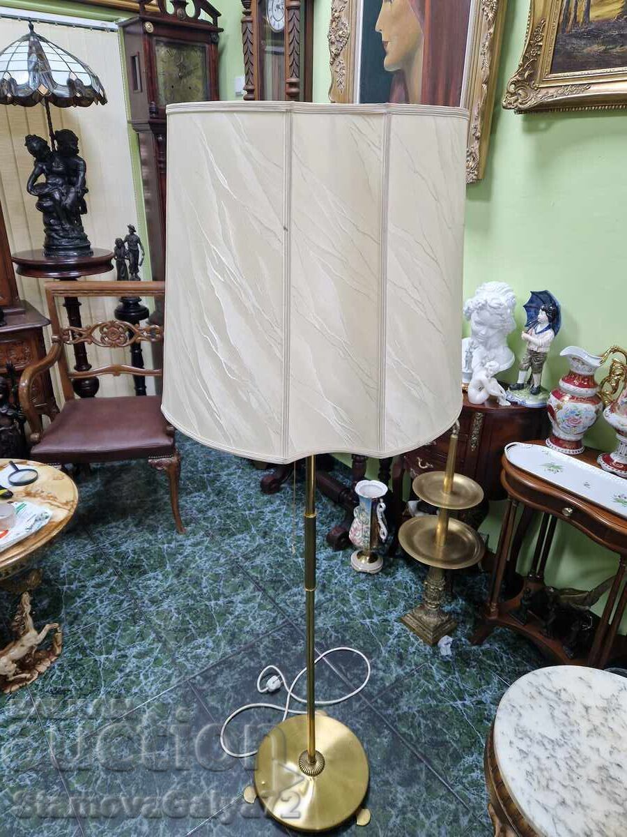 Δημοπρασία Υπέροχο γερμανικό μπρούτζινο φωτιστικό δαπέδου