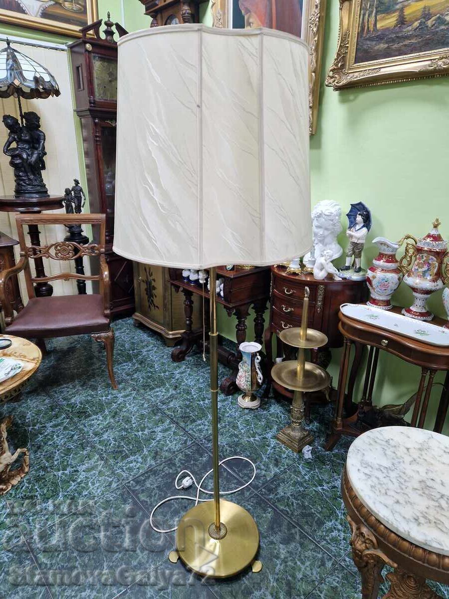 Minunată lampă de podea din bronz germană Minunată lampă de podea din bronz germană
