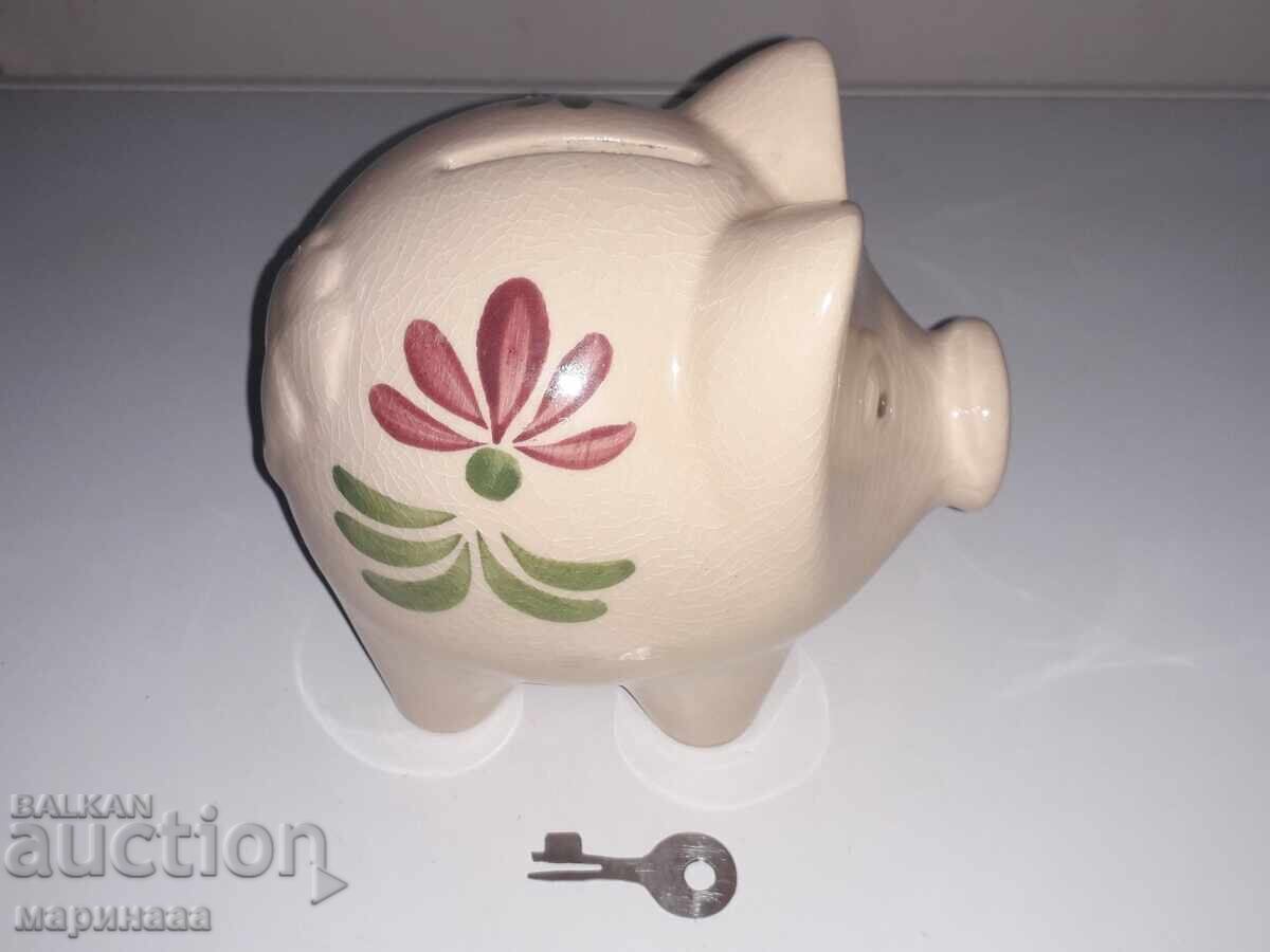 Auction  VINTAGE PIGGY BANK. COLLECTION. WITH LOCK