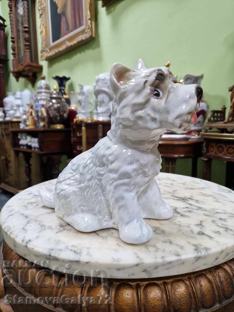 Stunning German porcelain figurine Goebel with price € 100.72 | 196.99 BGN