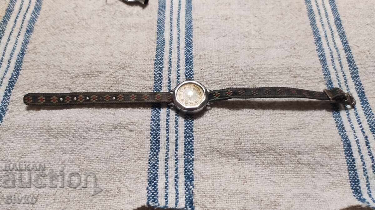 Аукцион Часовник ЗАРЯ