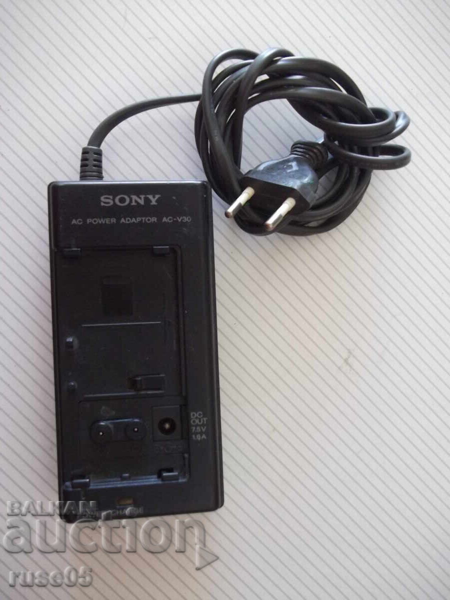 Charger "SONY - AC-V30" Charger "SONY - AC-V30"