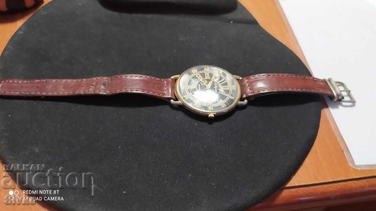 Clock with price 2.99 BGN | € 1.53 Clock with price 2.99 BGN | € 1.53