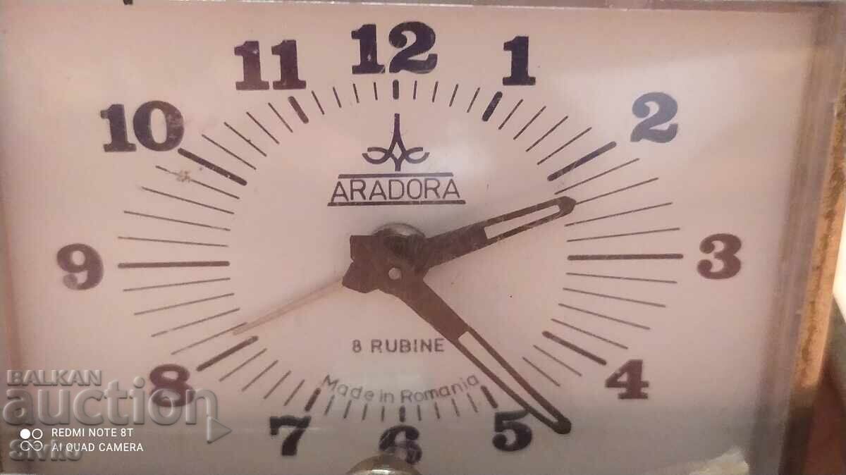 Аукцион Часовник настолен туристически ARADORA Аукцион Часовник настолен туристически ARADORA