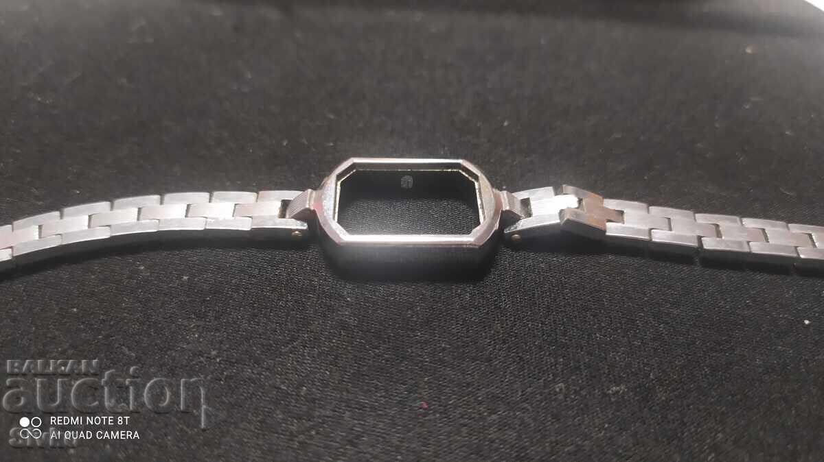 Livrarea Ceas curea metalică cu carcasă, de damă